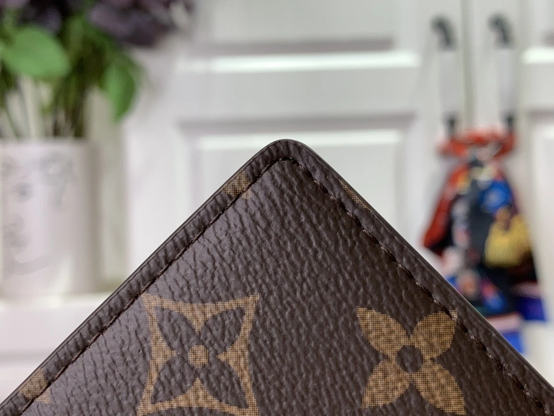 MOMO-- M82873 Monogram cowhide item:C-B063L0855R