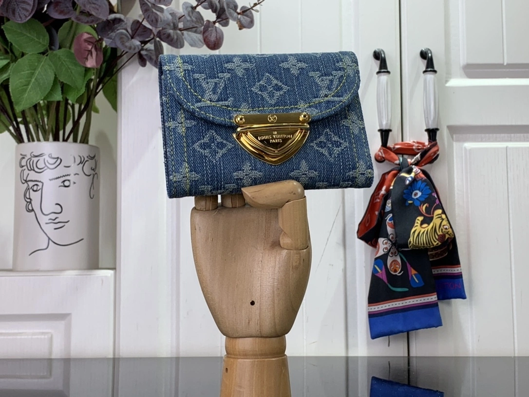 MOMO-- M82959 item:D-B174A1527