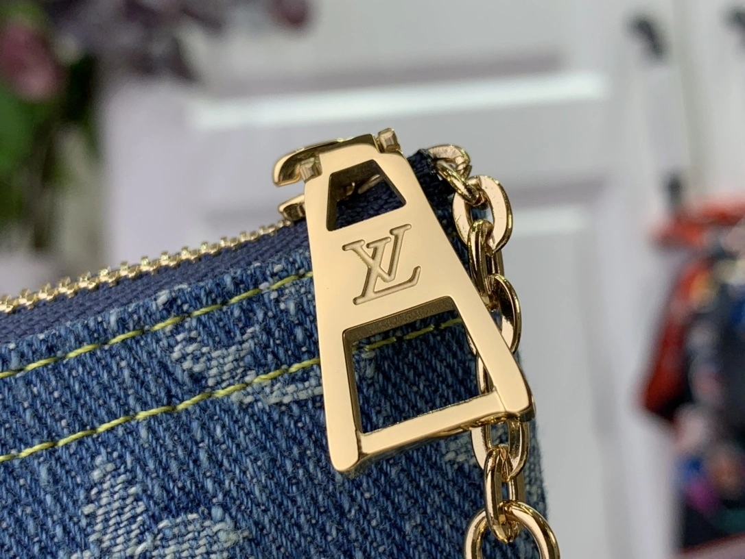 &MOMO-- M82961 item:D-B174A1530