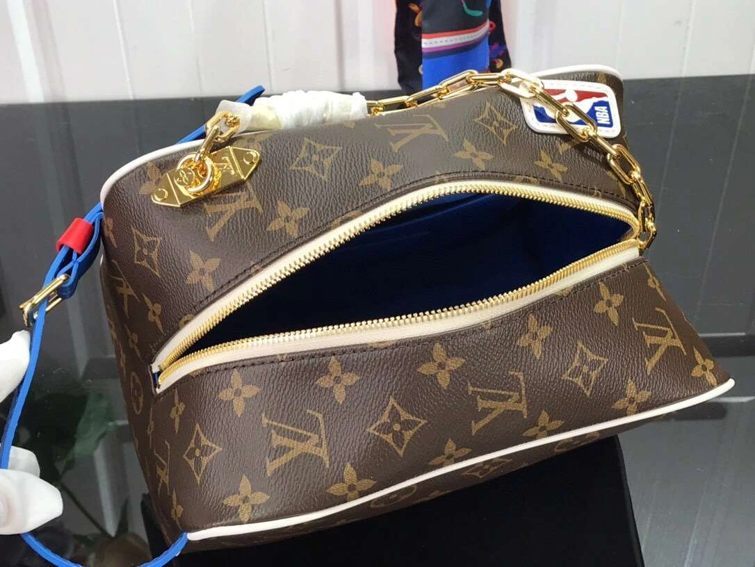 *MOMO-- M85149 item:174B46D0679
