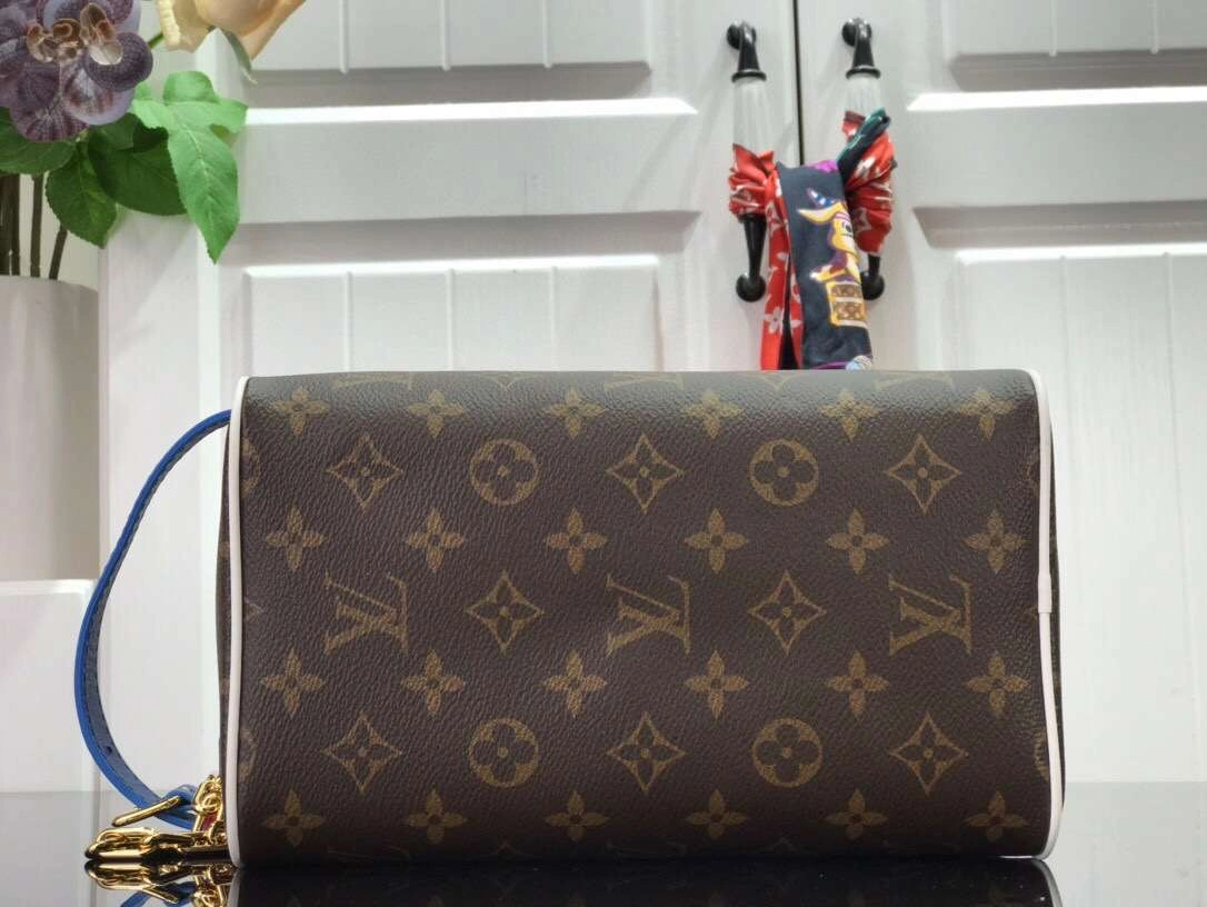 *MOMO-- M85149 item:174B46D0679