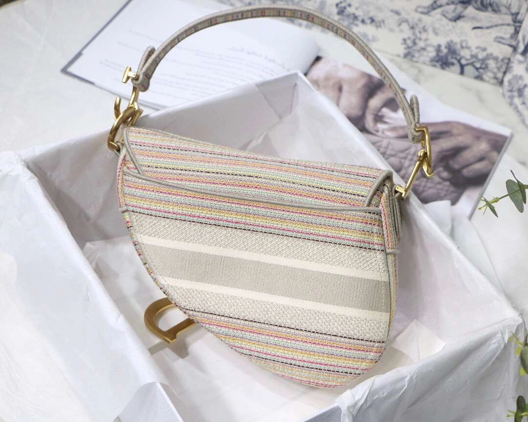 MOMO---M9001embroidery saddle Oblique item :063B00E2044