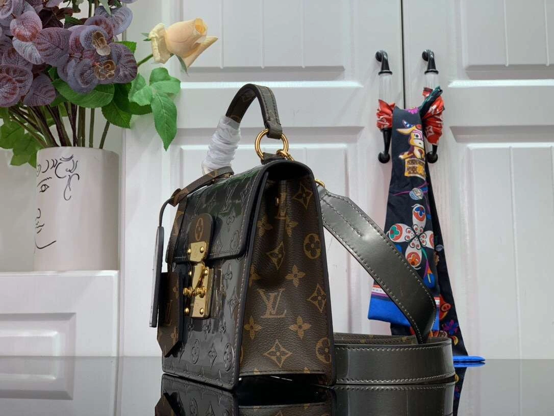 MOMO-- M90376 cowhide item :174B58E0715