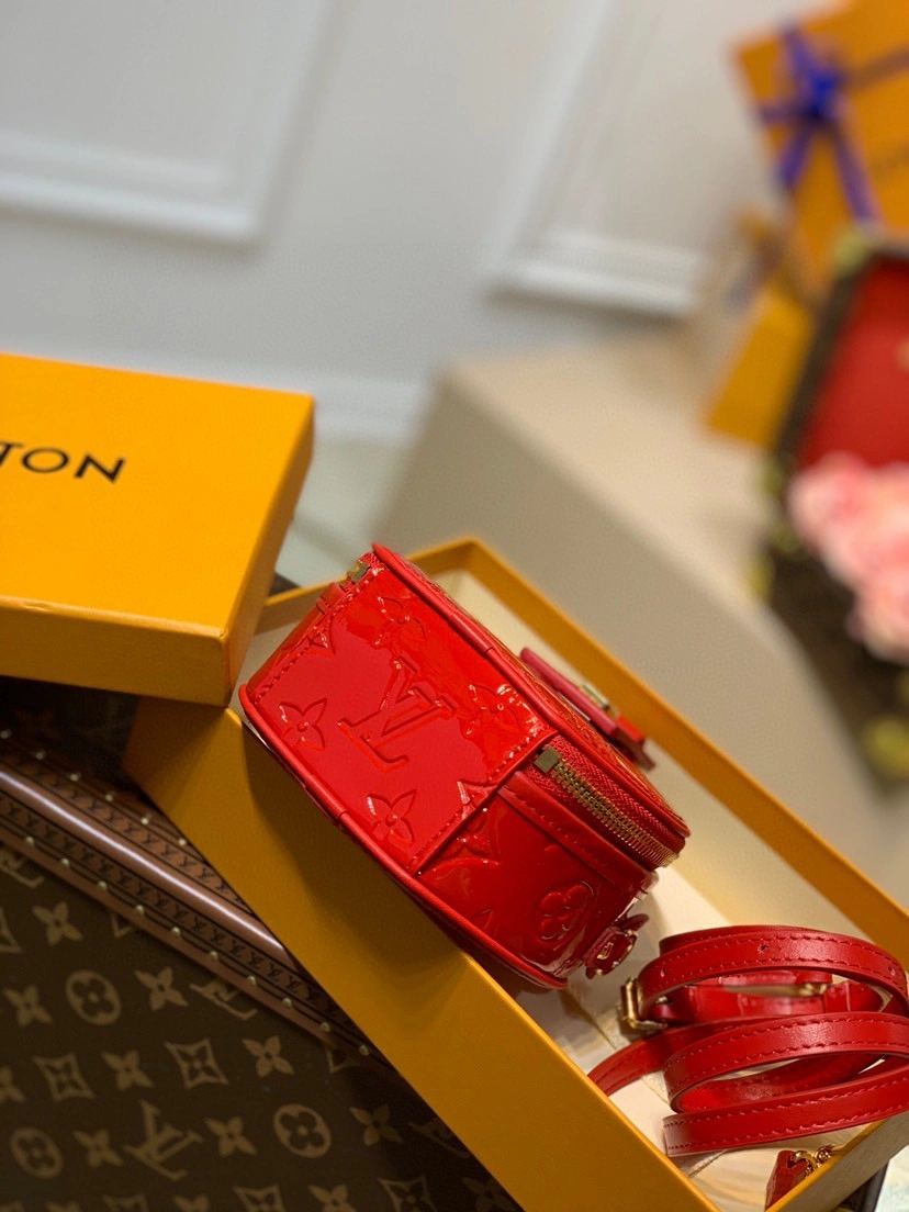 MOMO-- M90498 item : A-B330H0314A