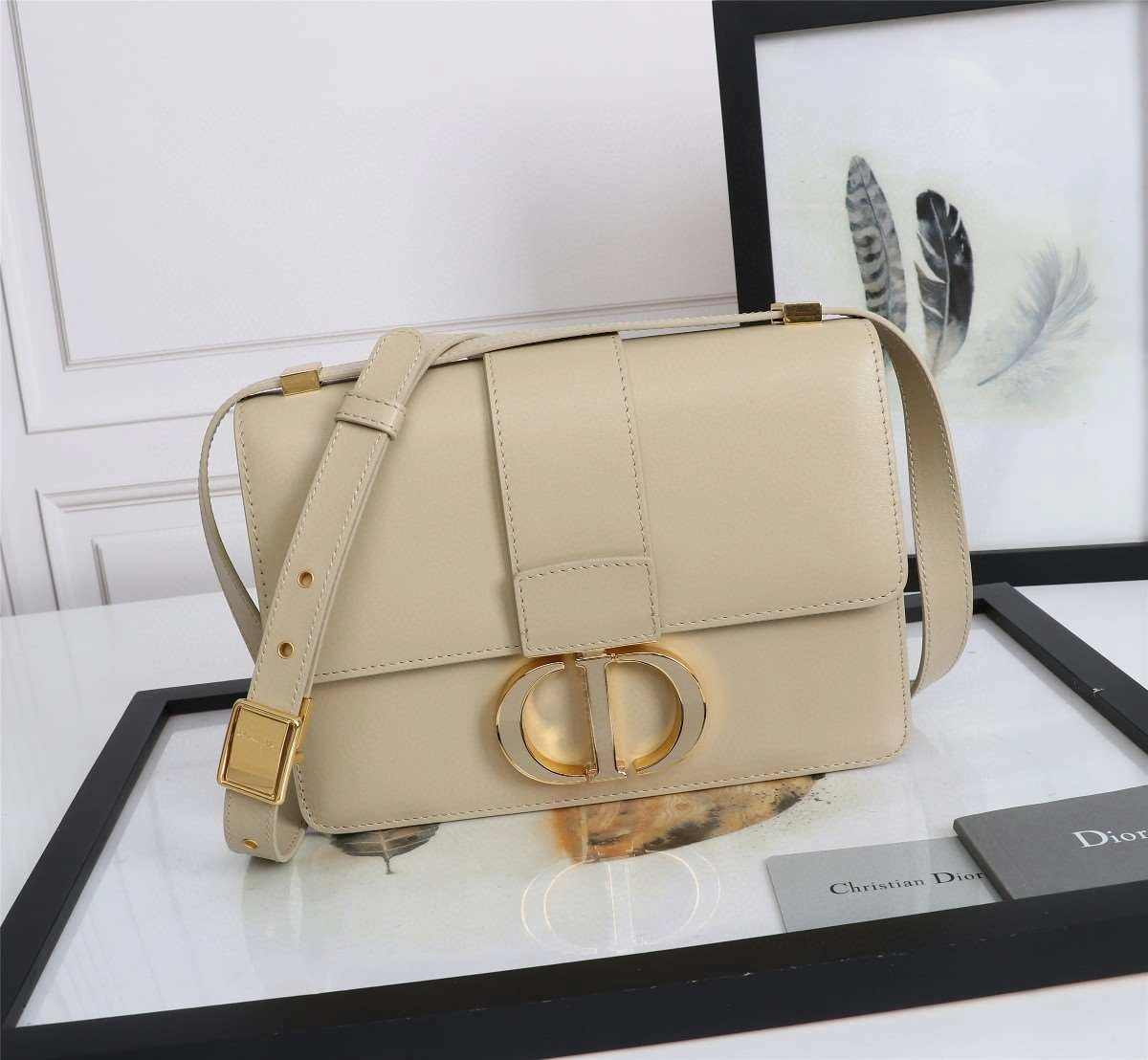 *MOMO---M9203UMOA-M925 cowhide item : A-B00H2414A