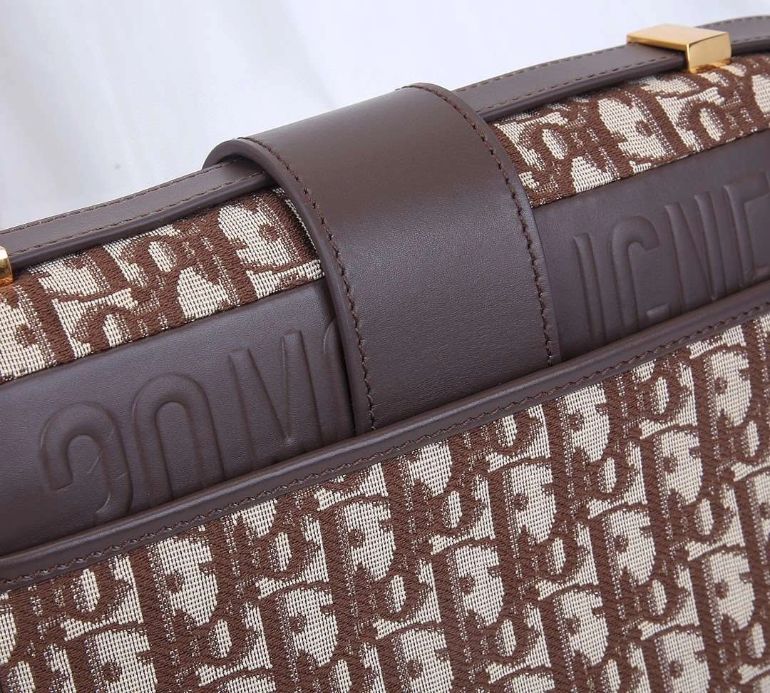 *MOMO---M9203UTZQ-M747 item : A-B00H0628L