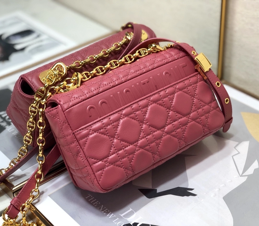 MOMO-- M9241UWHC-M68P item：C-B063G3116R