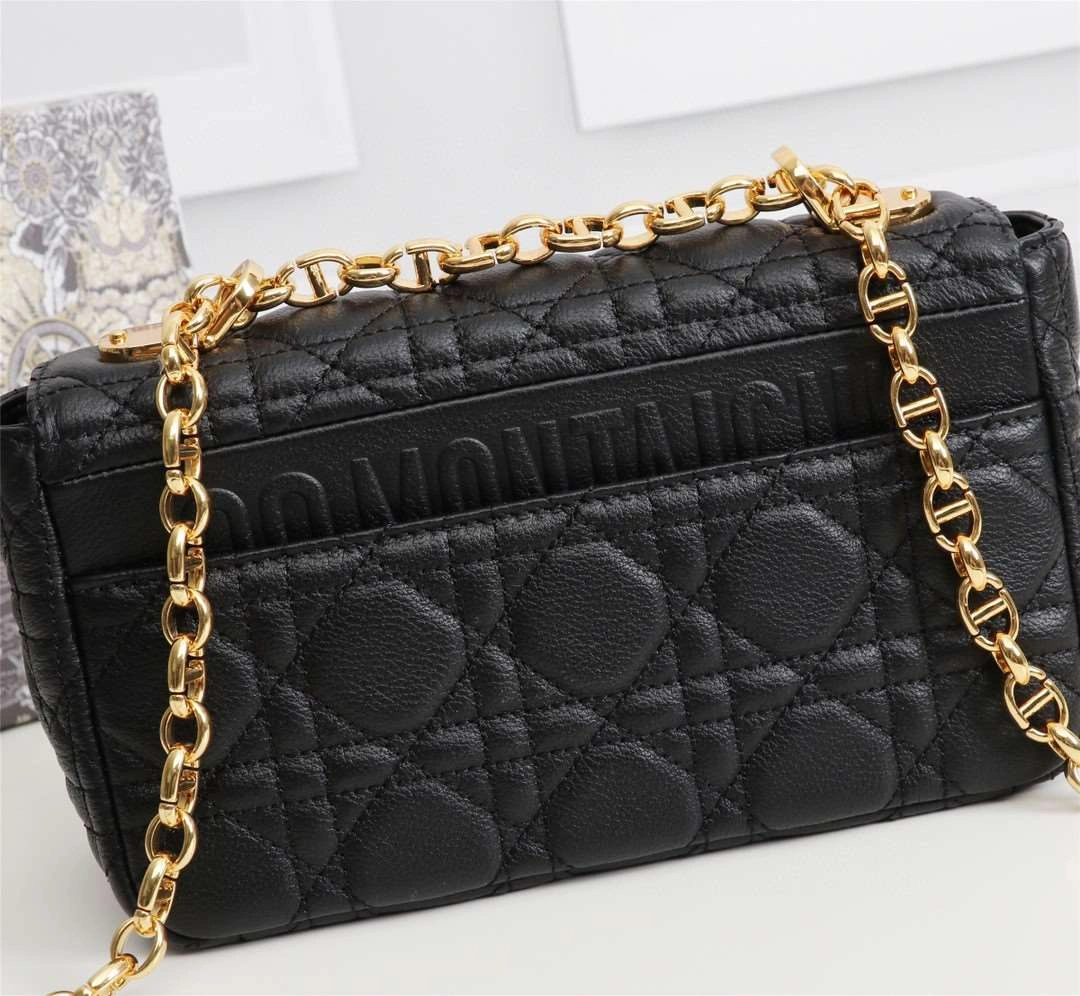 *MOMO---M9241UWHC_M900 M9241UWHC-M900 cowhide item : A-B00H0640L