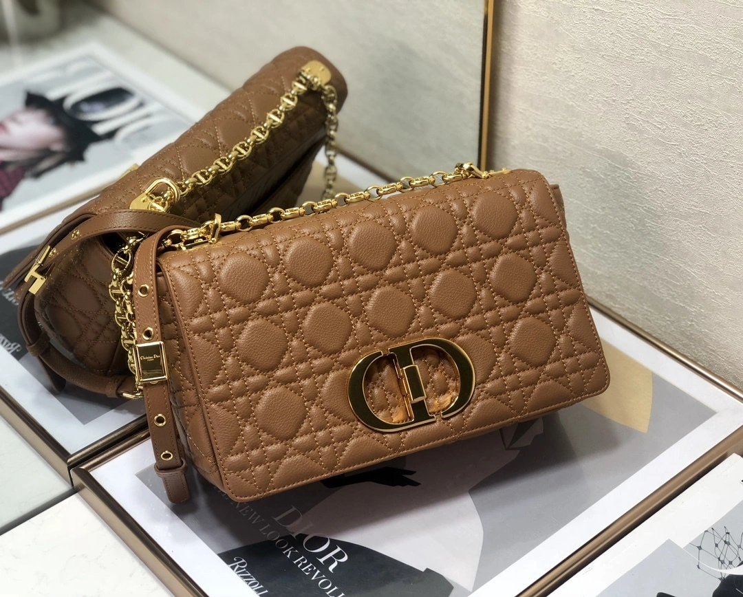 MOMO-- M9242UWHC-M43U item：C-B063G3000R