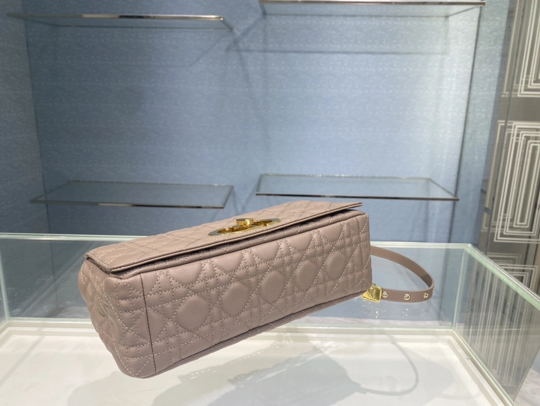 MOMO-- M9243UWHC-M45M high quality version item：C-B063H1737R
