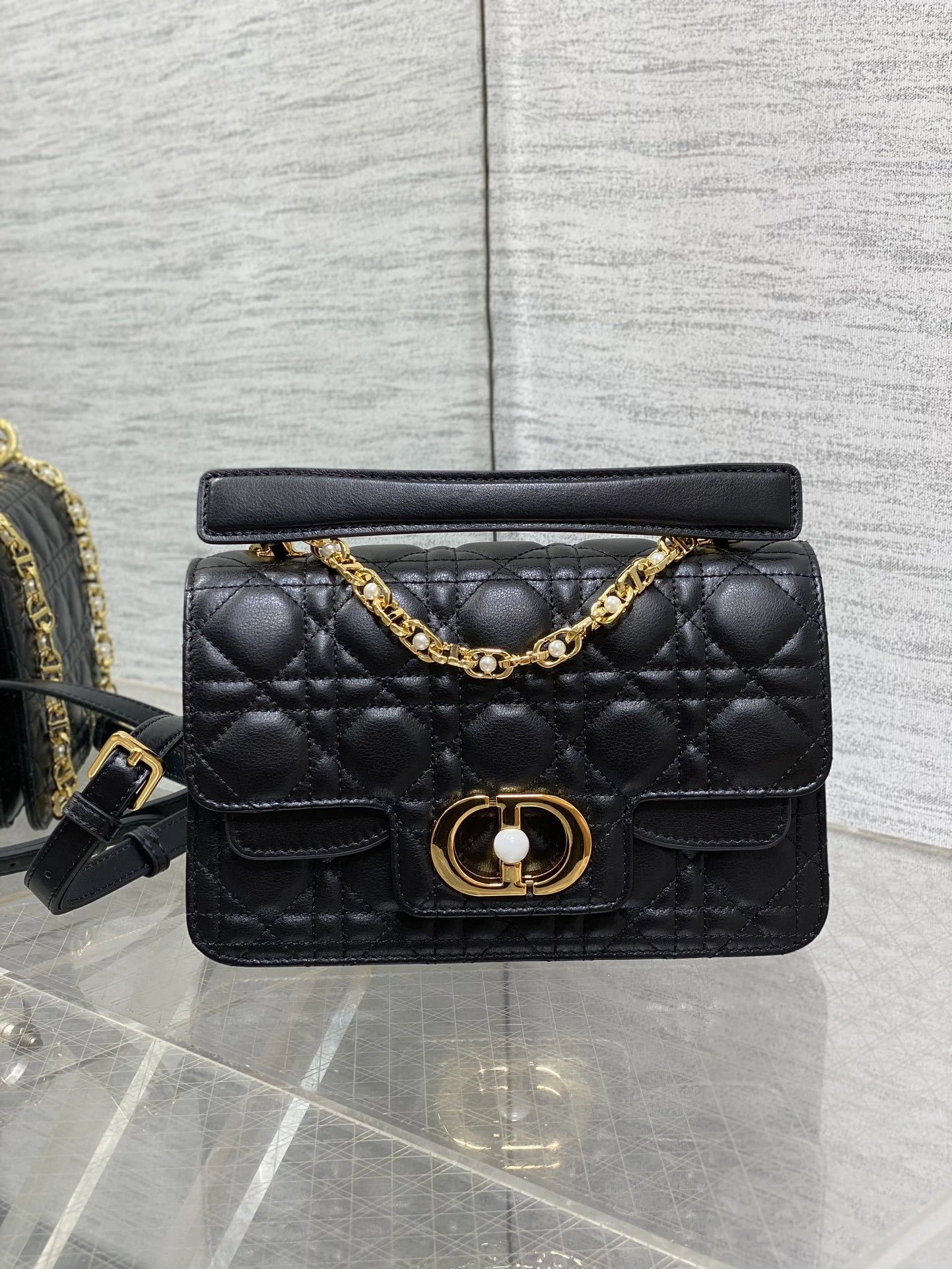 MOMO---M9271UBHI_M900 M9271UBHI-M900 Jolie cowhide item:D-B109D0635