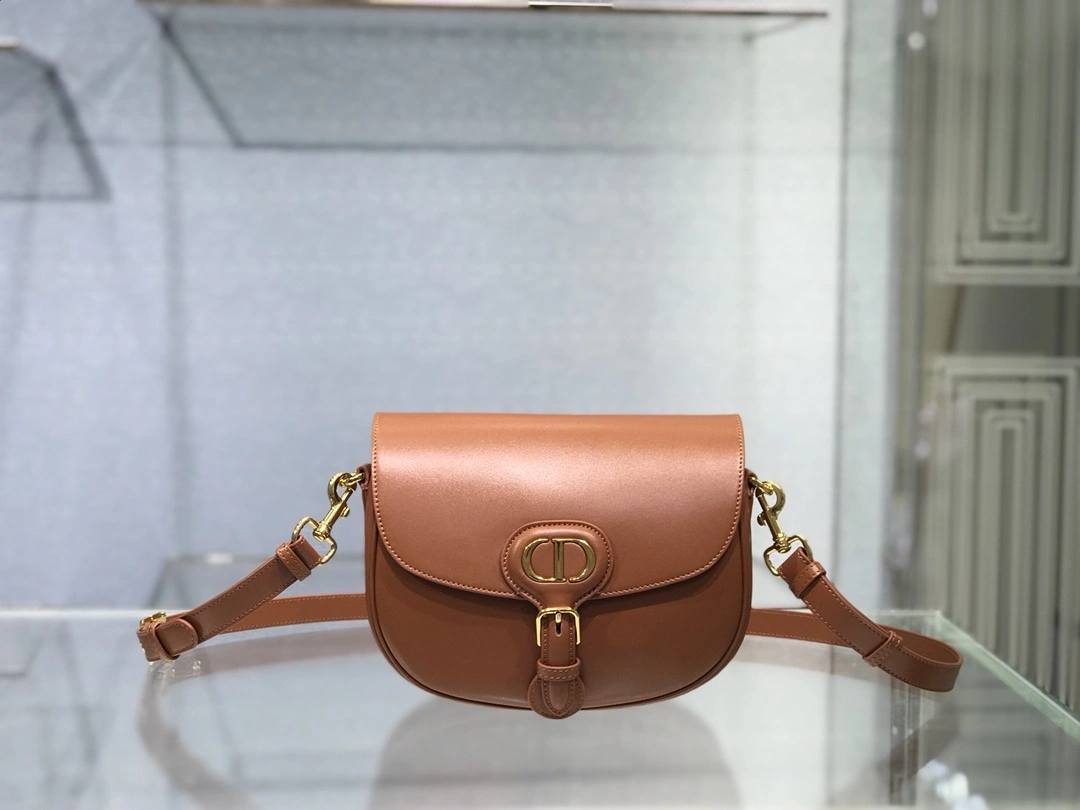 MOMO-- M9319UMOL-M43M item：C-B063F1329Y