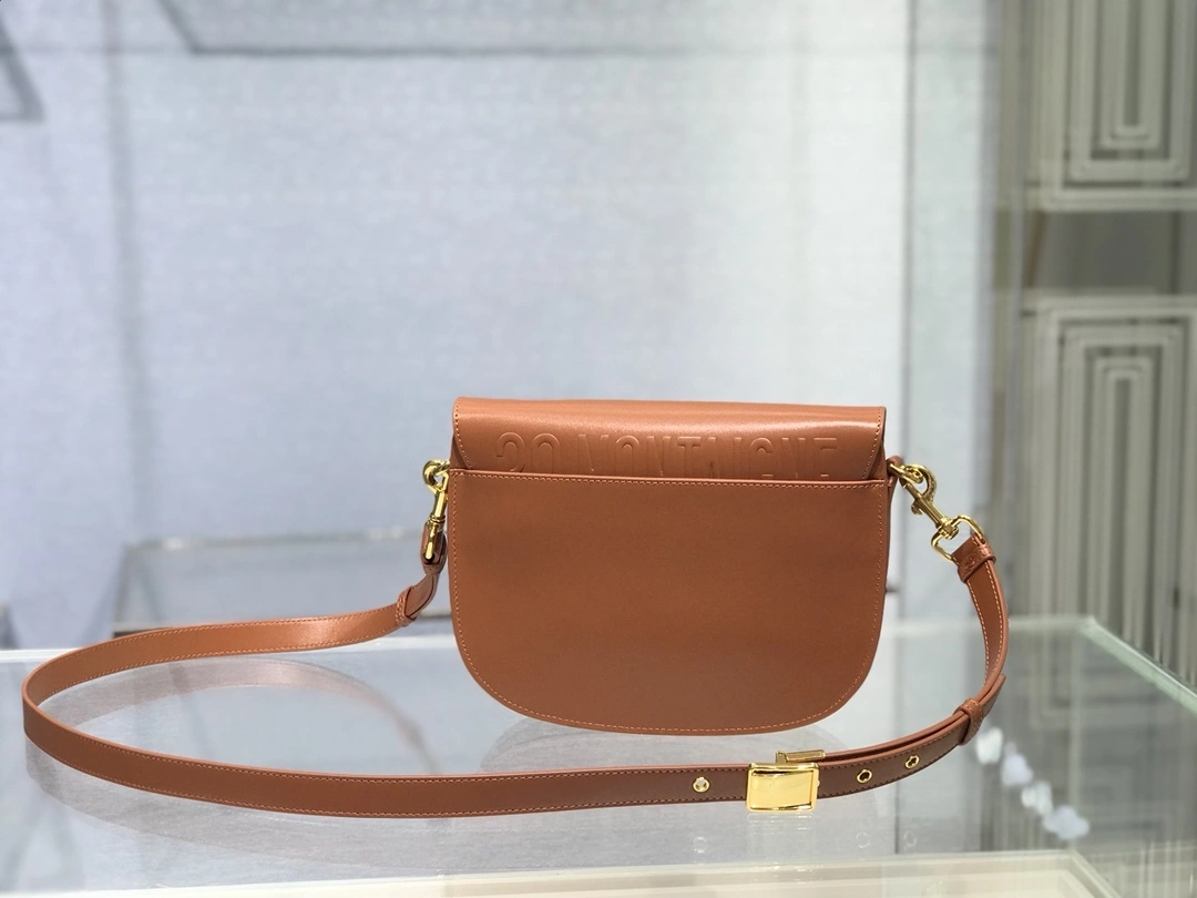 MOMO-- M9319UMOL-M43M item：C-B063F1329Y