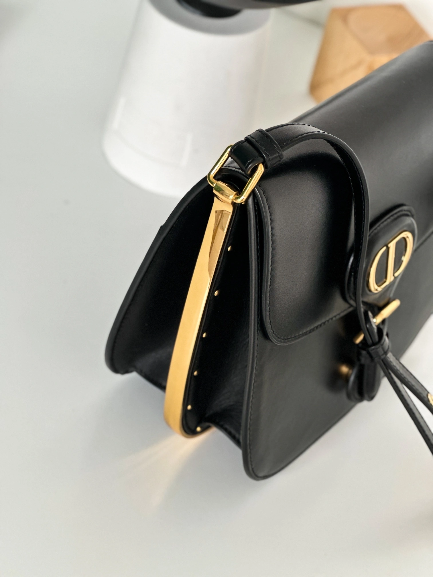 MOMO-- M9333UMOF-M900 high quality version item：C-B007F1843R