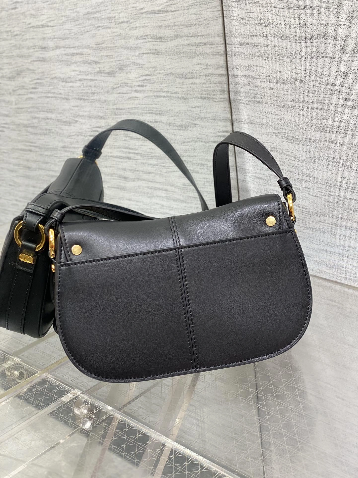 MOMO---M9380UBGQ_M900 M9380UBGQ-M900 Besace item:D-B063D0687