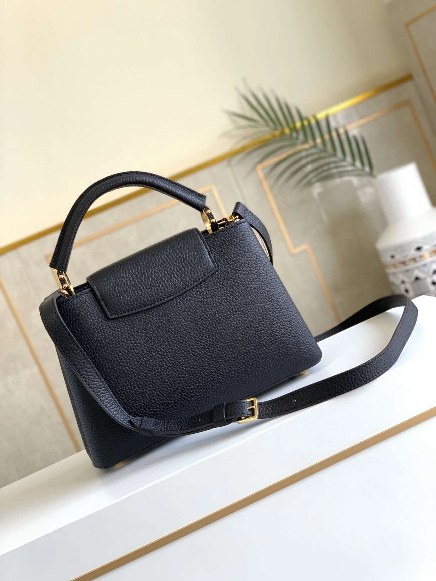 *MOMO-- M94517 item : A-B00H0145