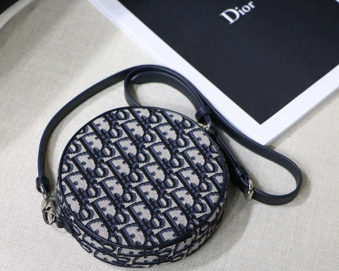 *MOMO---M9990PTZQ-M928 oblique item : A-B077H0546L