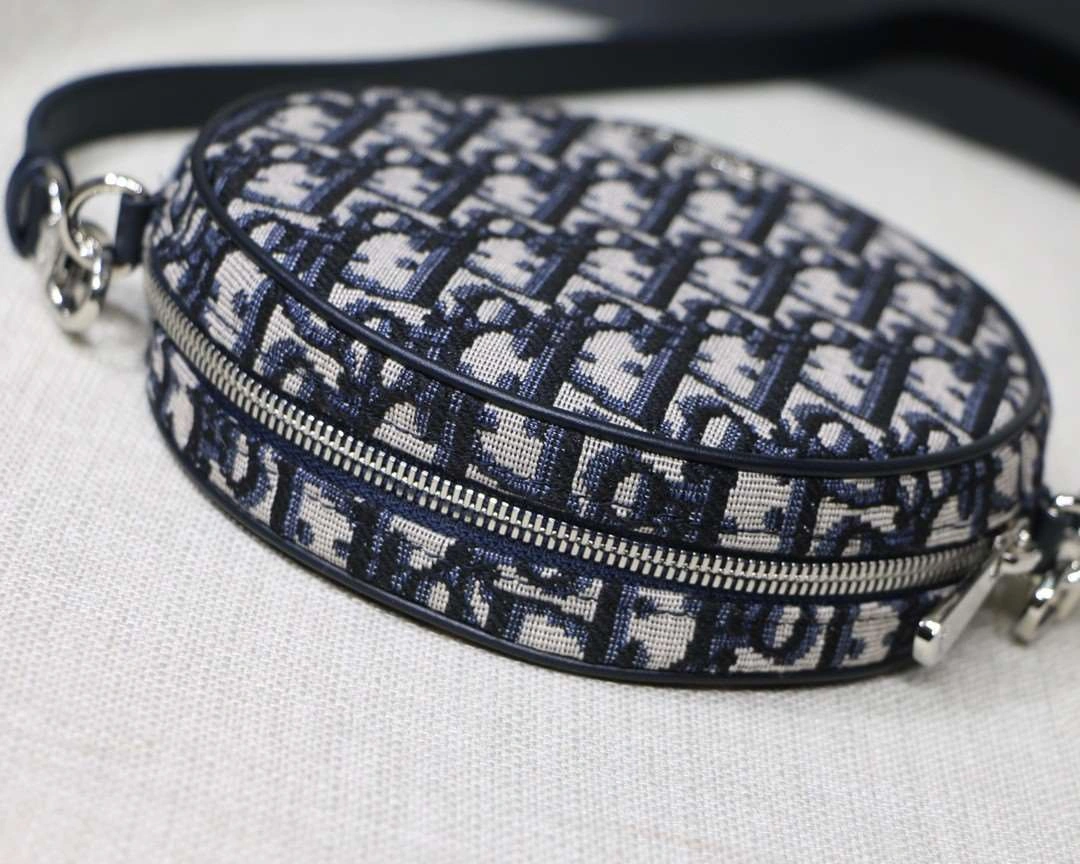 *MOMO---M9990PTZQ-M928 oblique item : A-B077H0546L