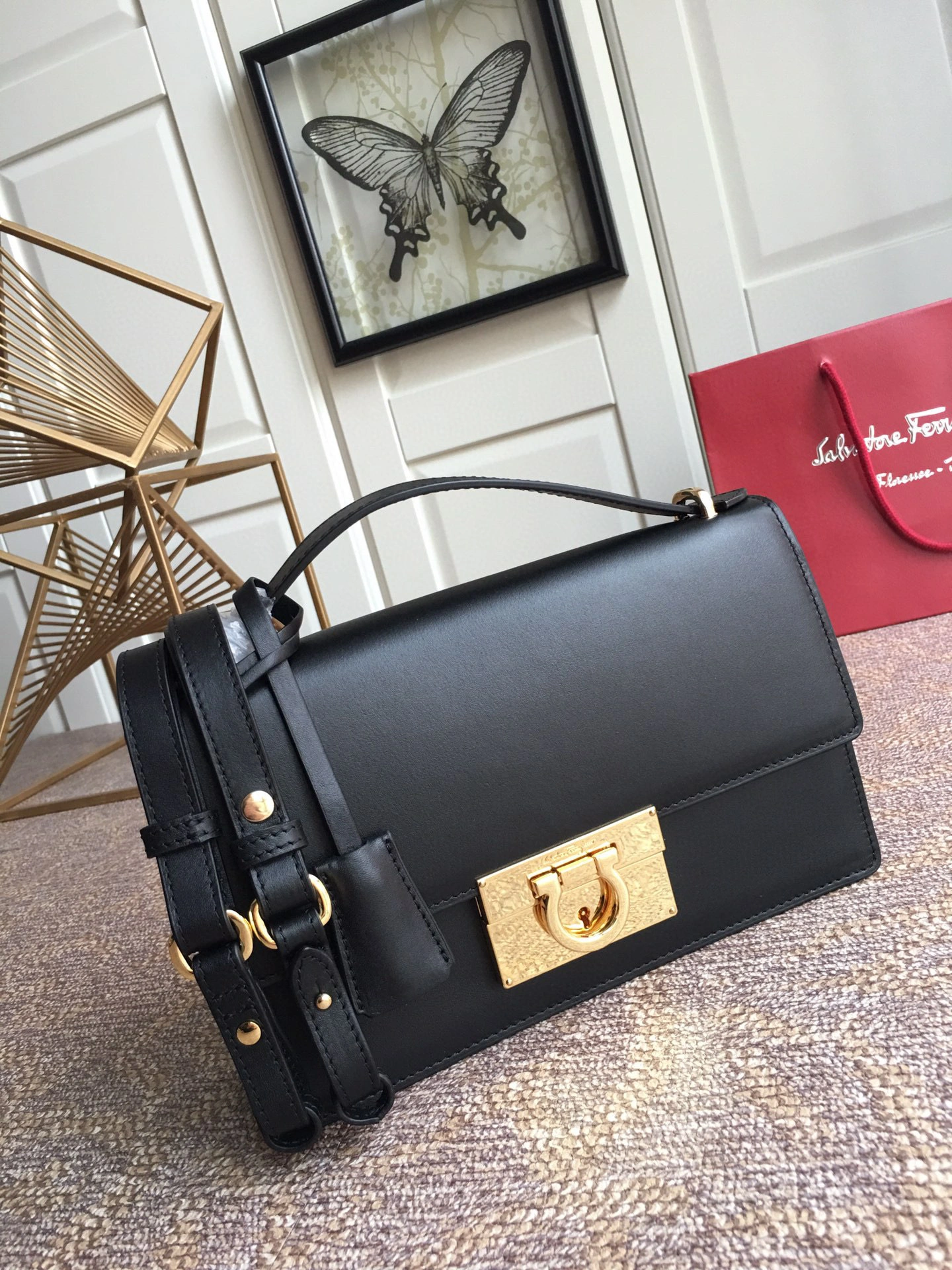 MOMO---Medium Cowhide Gancio high quality version item : 183B12K2541-3