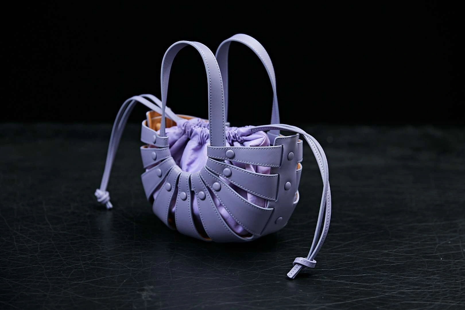 MOMO-- Mini Calfskin item：063B00E1026