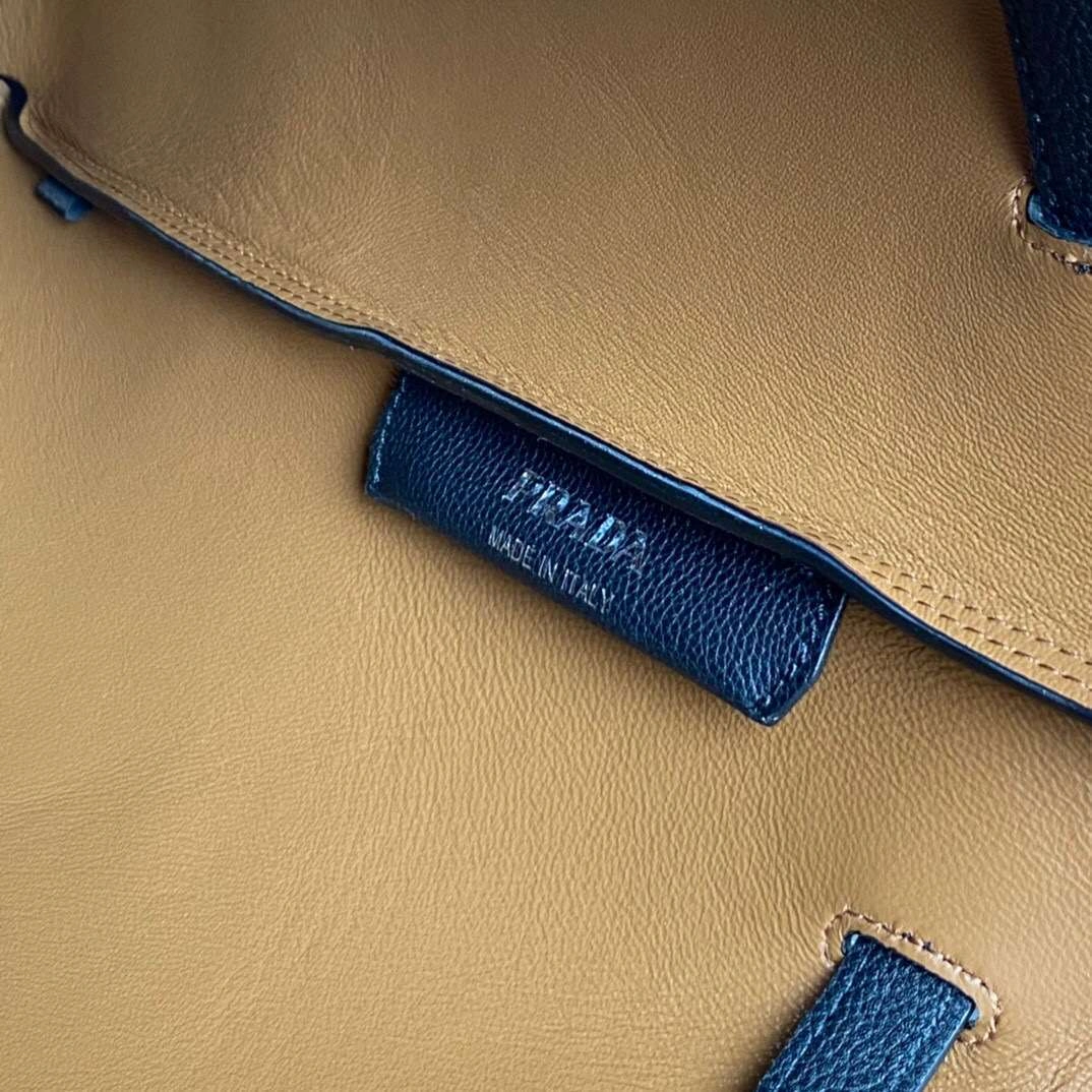 *MOMO-- Multiple colors Deerskin item : 063B102D0609-2