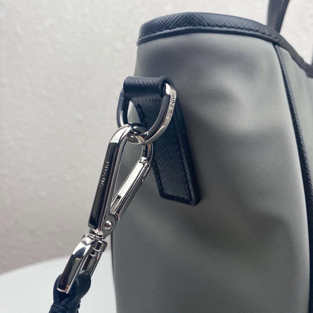 MOMO-- Multiple colors Saffiano item : 063B58D0312-2