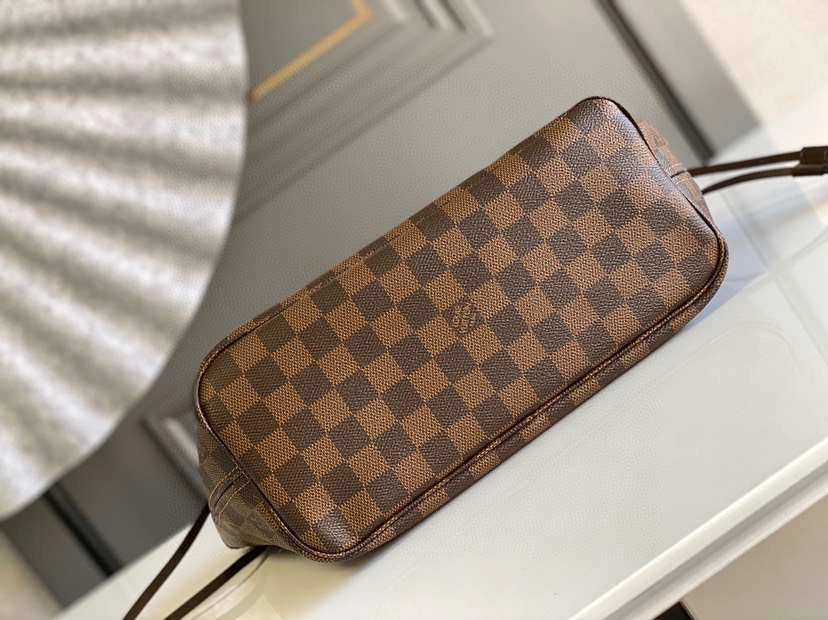 &*MOMO-- N41359 cowhide item : A-B330H0157