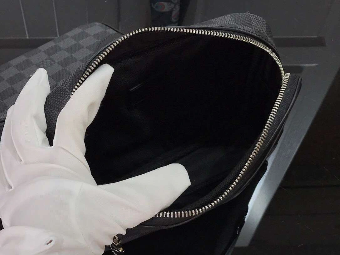MOMO-- N50018 item :174B43E1908