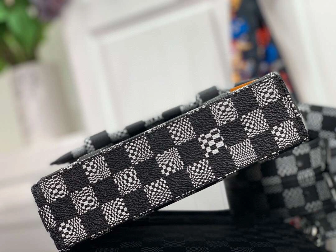 *MOMO-- N50032 item:174B50D0640