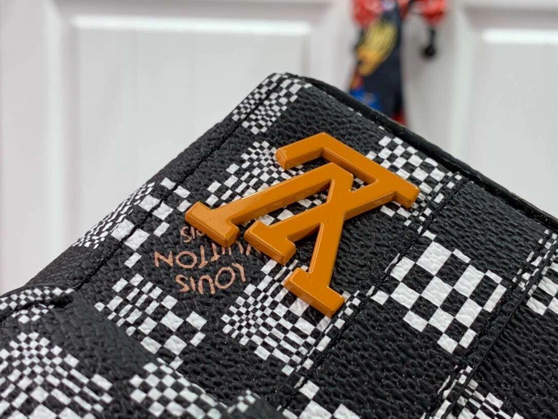 *MOMO-- N50032 item:174B50D0640