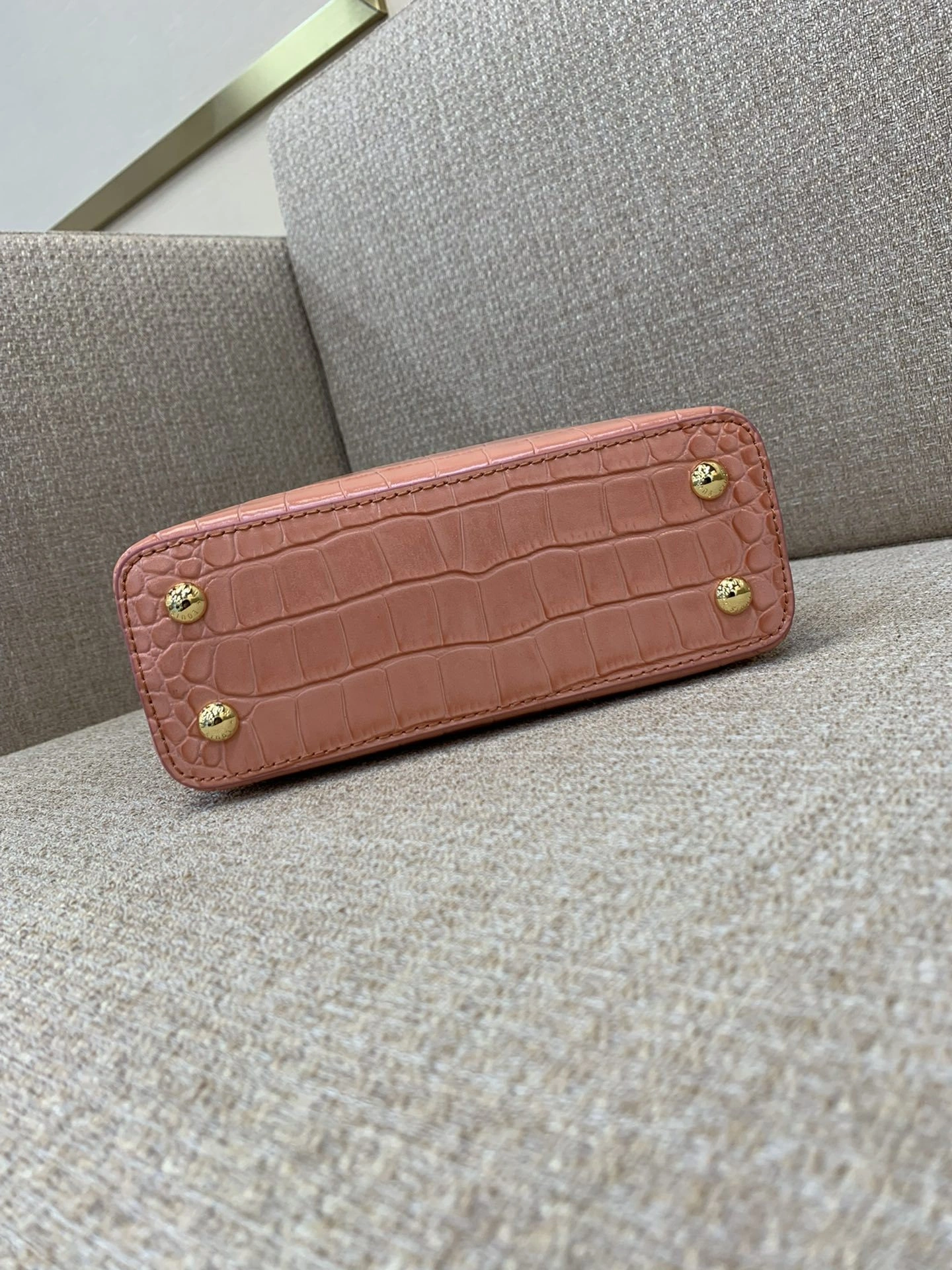 MOMO-- N92679 Calfskin item:D-B063B1730R