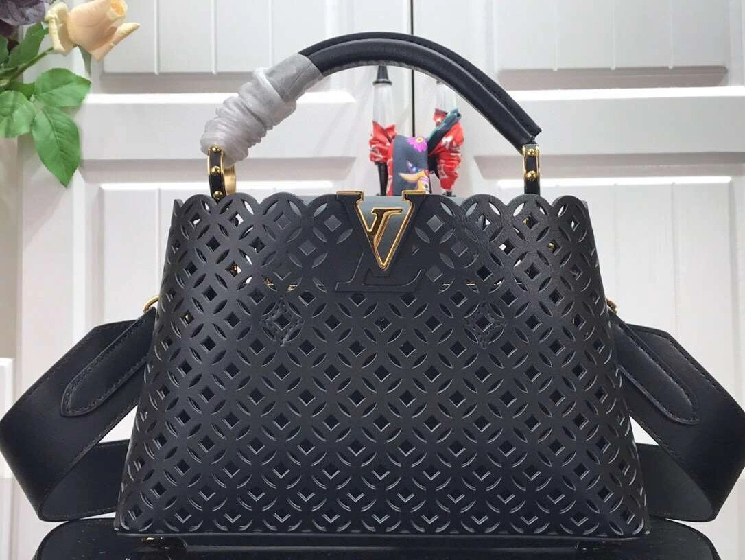MOMO-- N98093 M48865 sheepskin 2 Colour item:174B11D0785-2