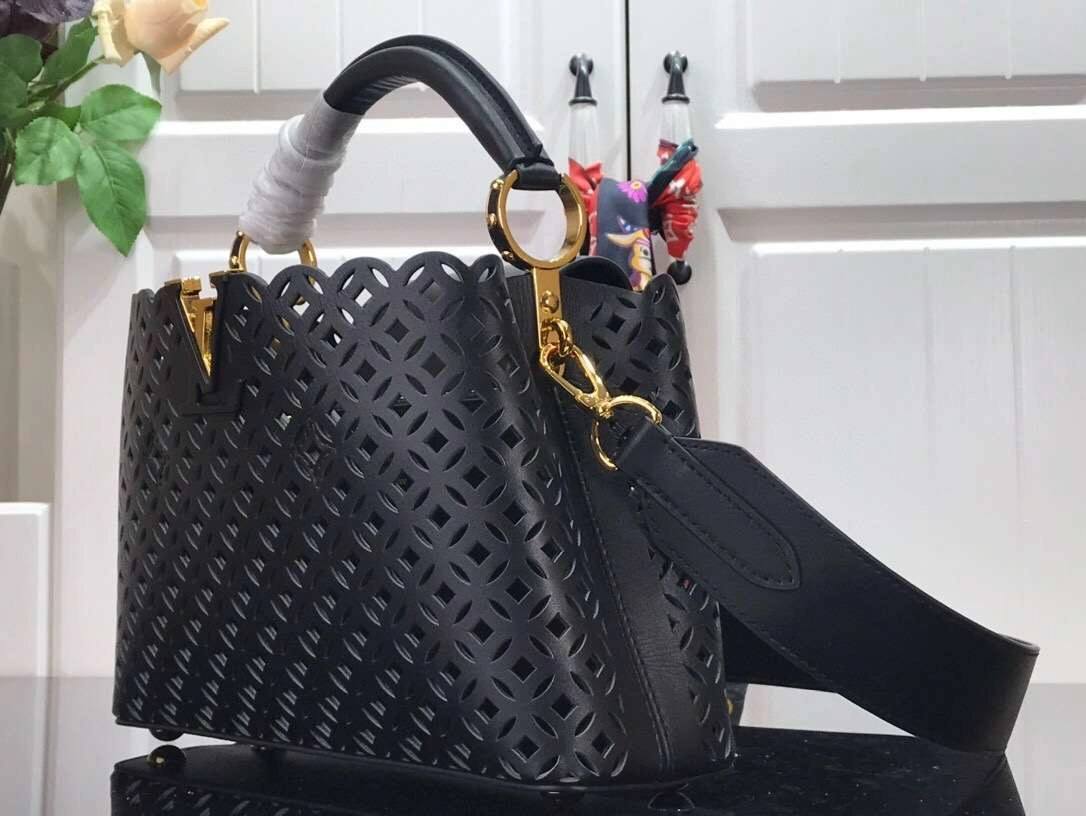 MOMO-- N98093 M48865 sheepskin 2 Colour item:174B11D0785-2