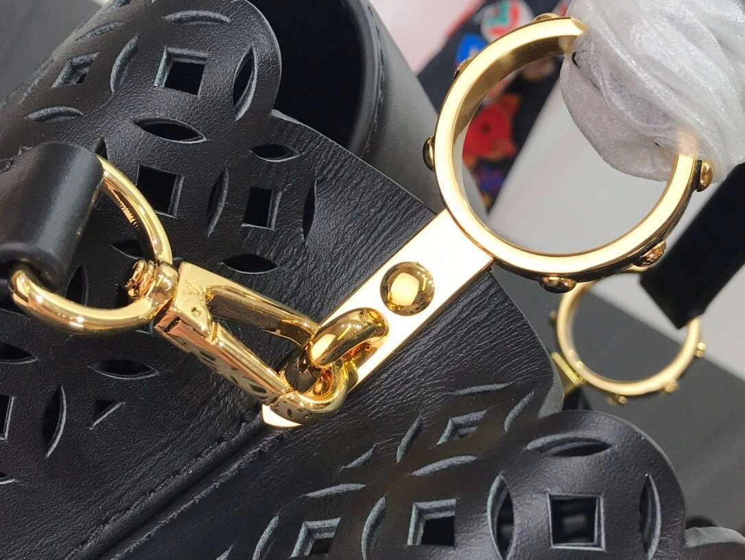 MOMO-- N98093 M48865 sheepskin 2 Colour item:174B11D0785-2