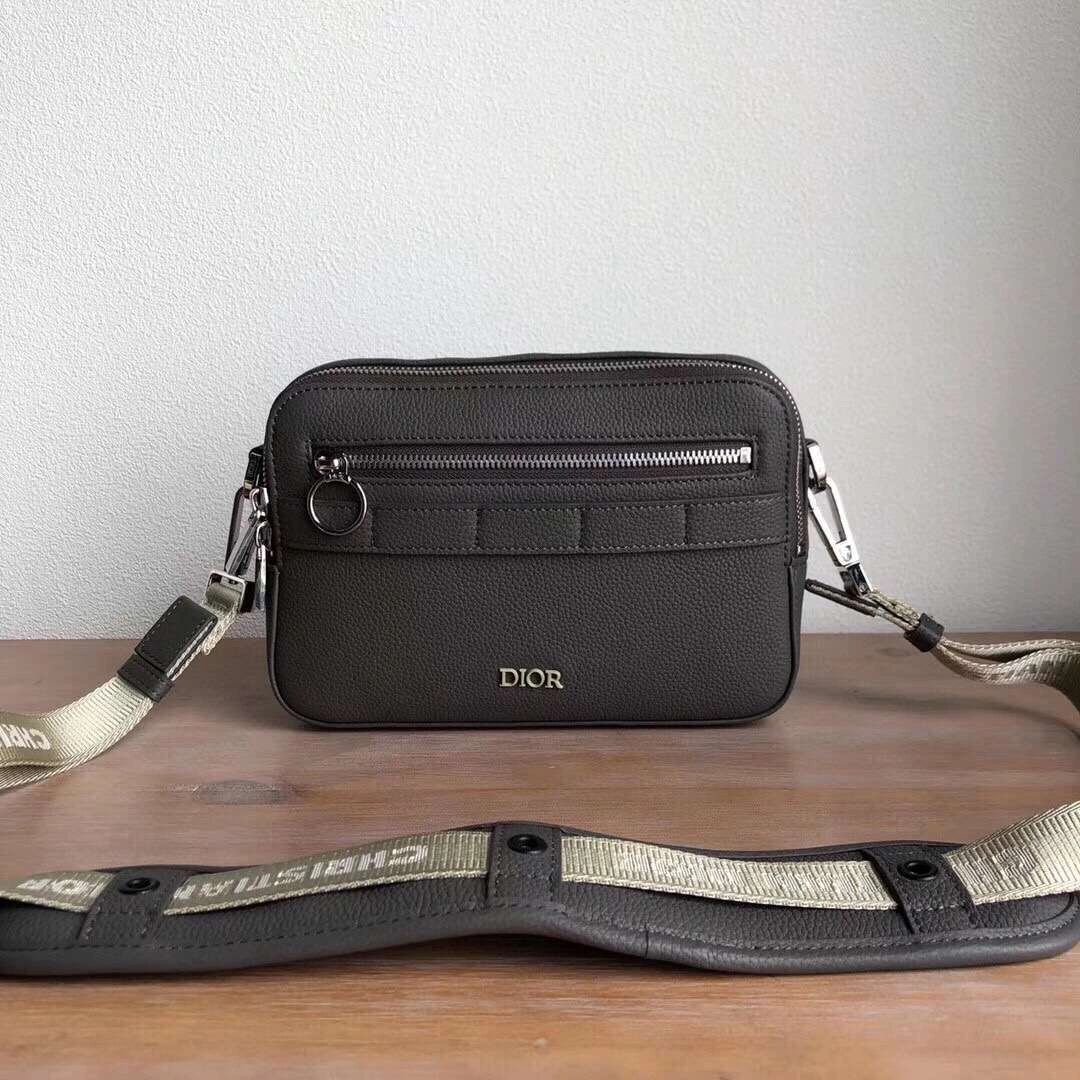 MOMO---Oblique Calfskin 3 clour item :063B56E2032-3