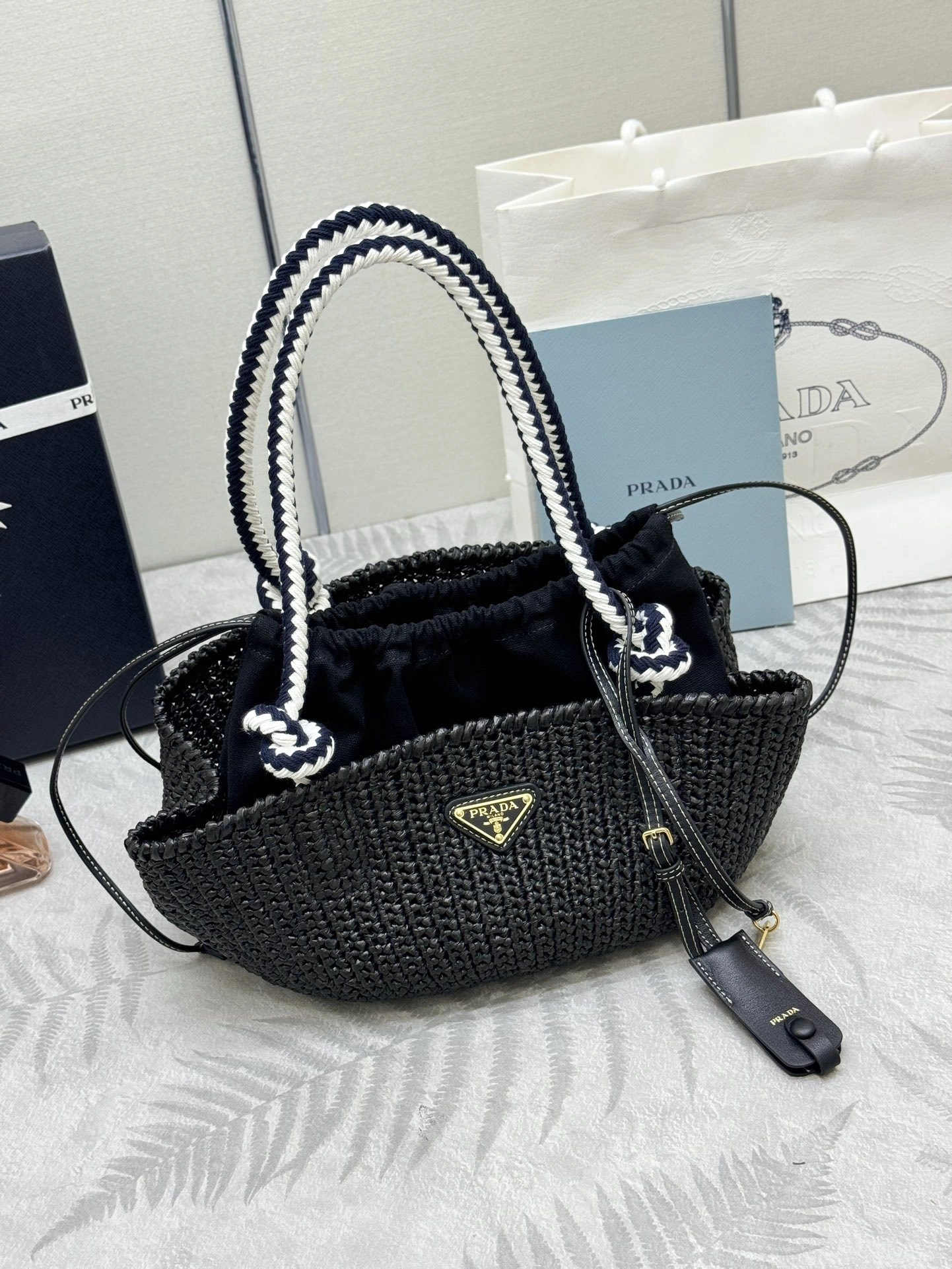 MOMO-- Pr141 1BA463-1BA463_2MHA_F0002 high quality version item:E-B000K0624