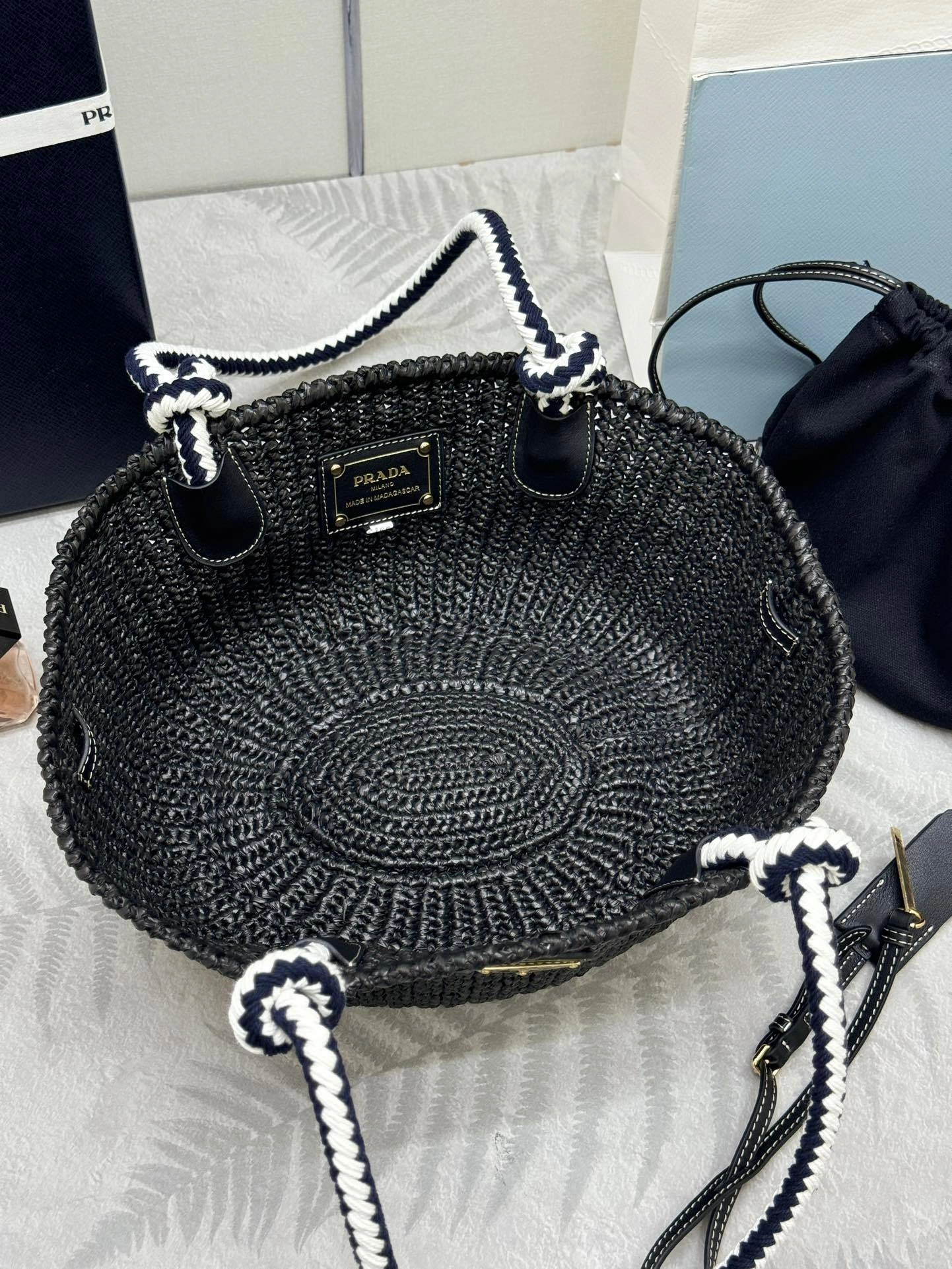 MOMO-- Pr141 1BA463-1BA463_2MHA_F0002 high quality version item:E-B000K0624