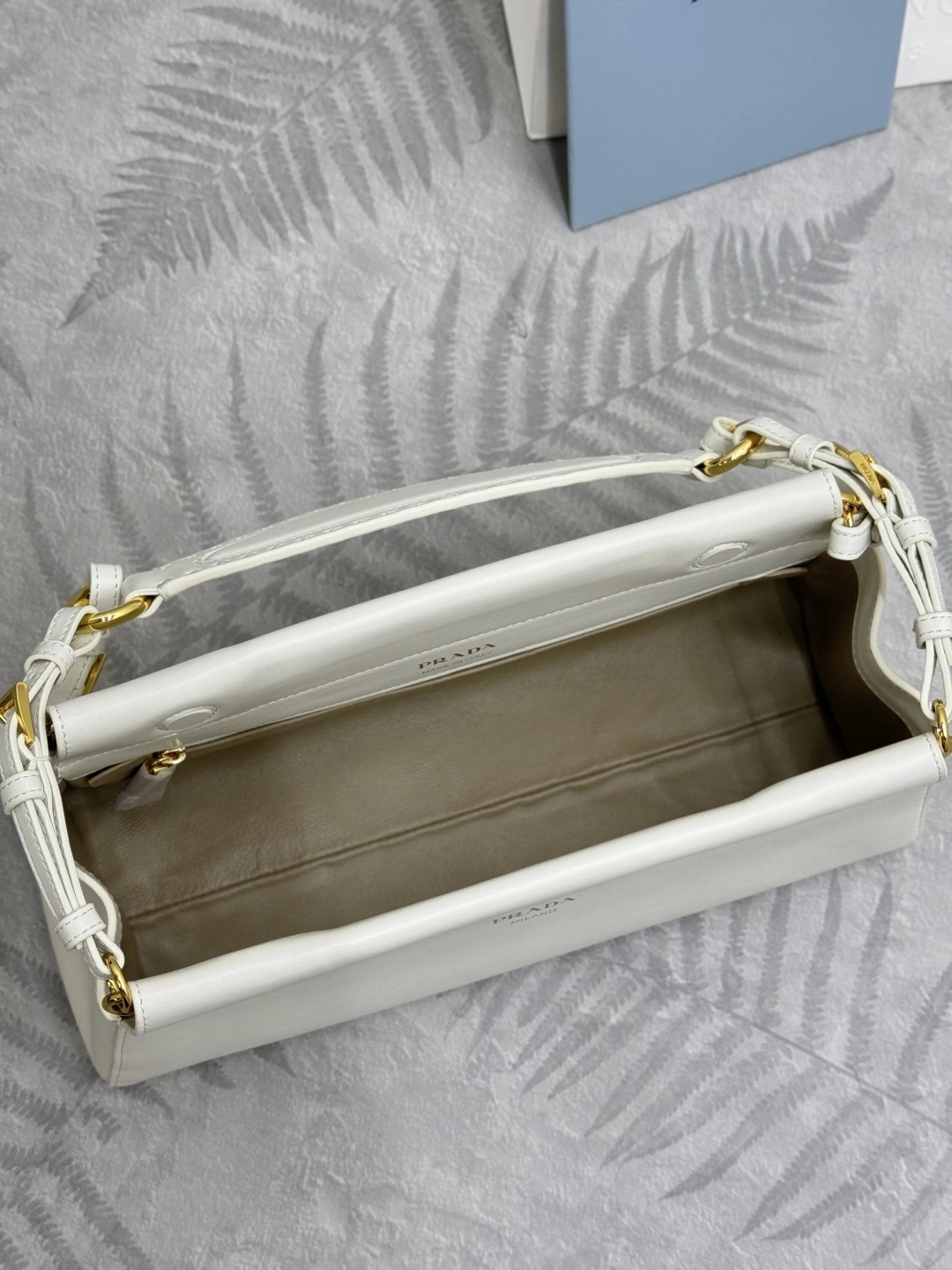 MOMO-- Pr141 1BC262-2HIA-F0009-V-SOO high quality version Enchaîné item:E-B000K0717