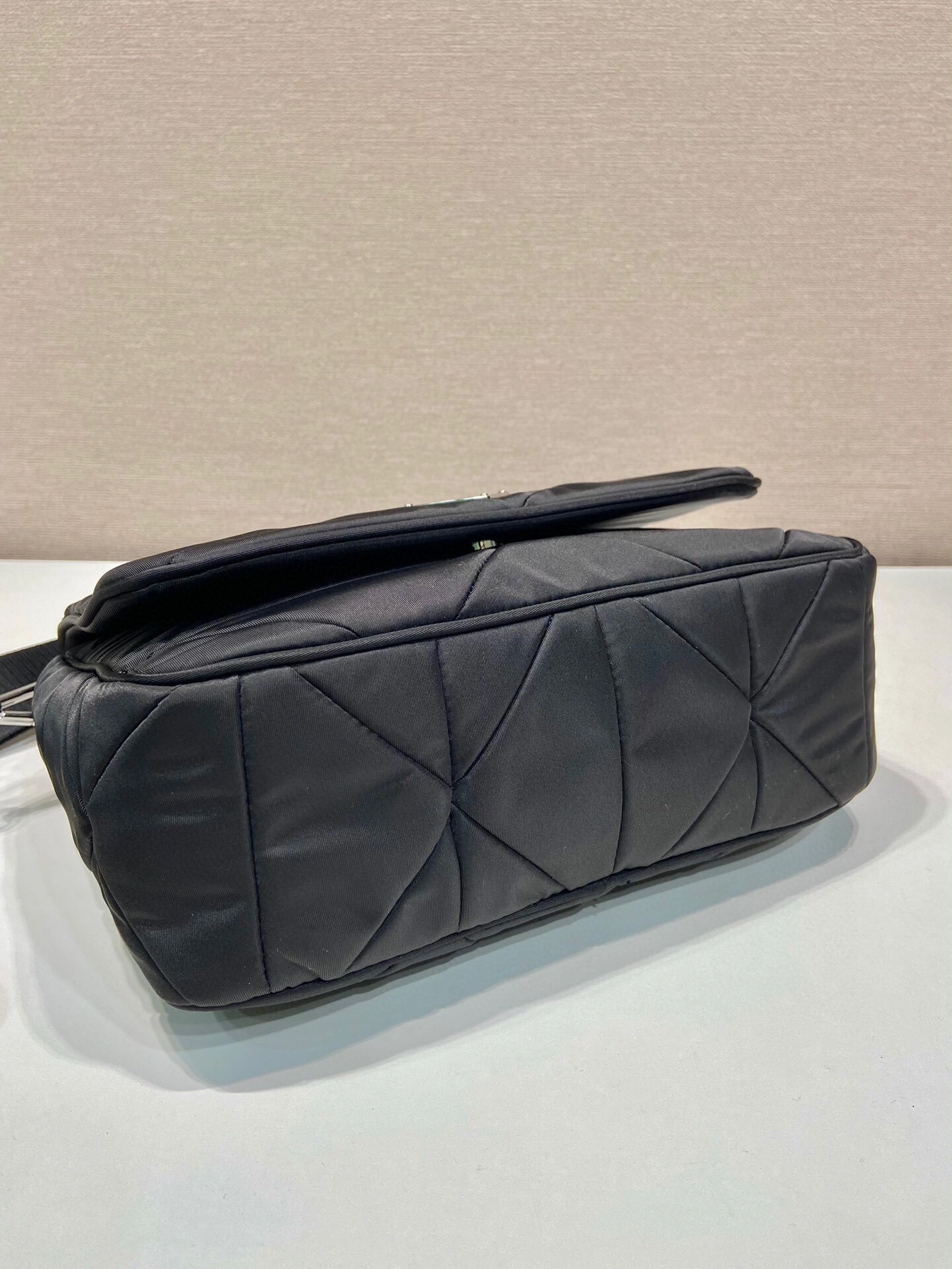MOMO-- Pr141 1BD290_RDJN_F0002_V_B9O high quality version item:D-B164K2203