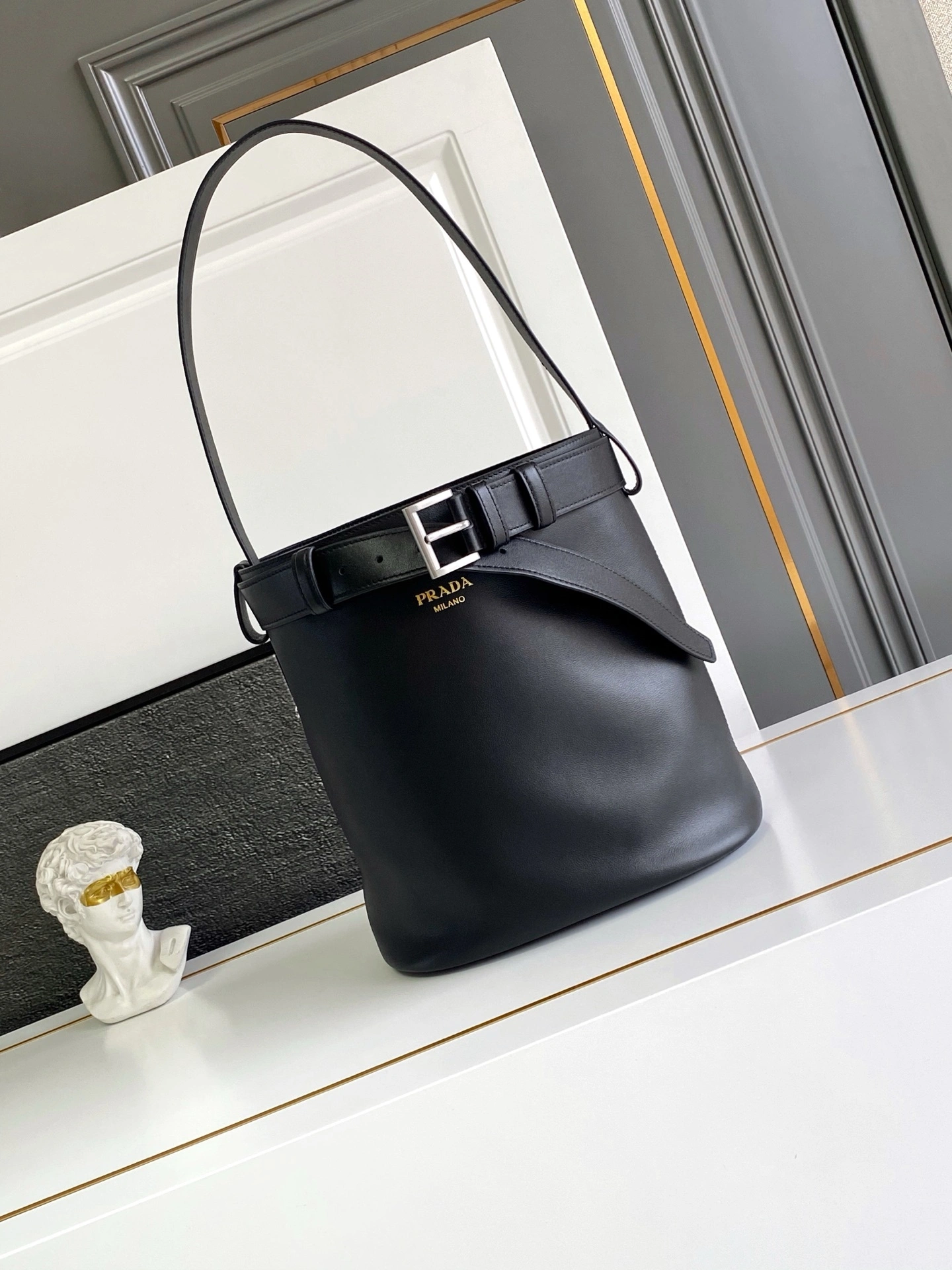 MOMO-- Pr141 1BE085_2CY9_F0002 Buckle Calfskin sheepskin item:E-B225D1549
