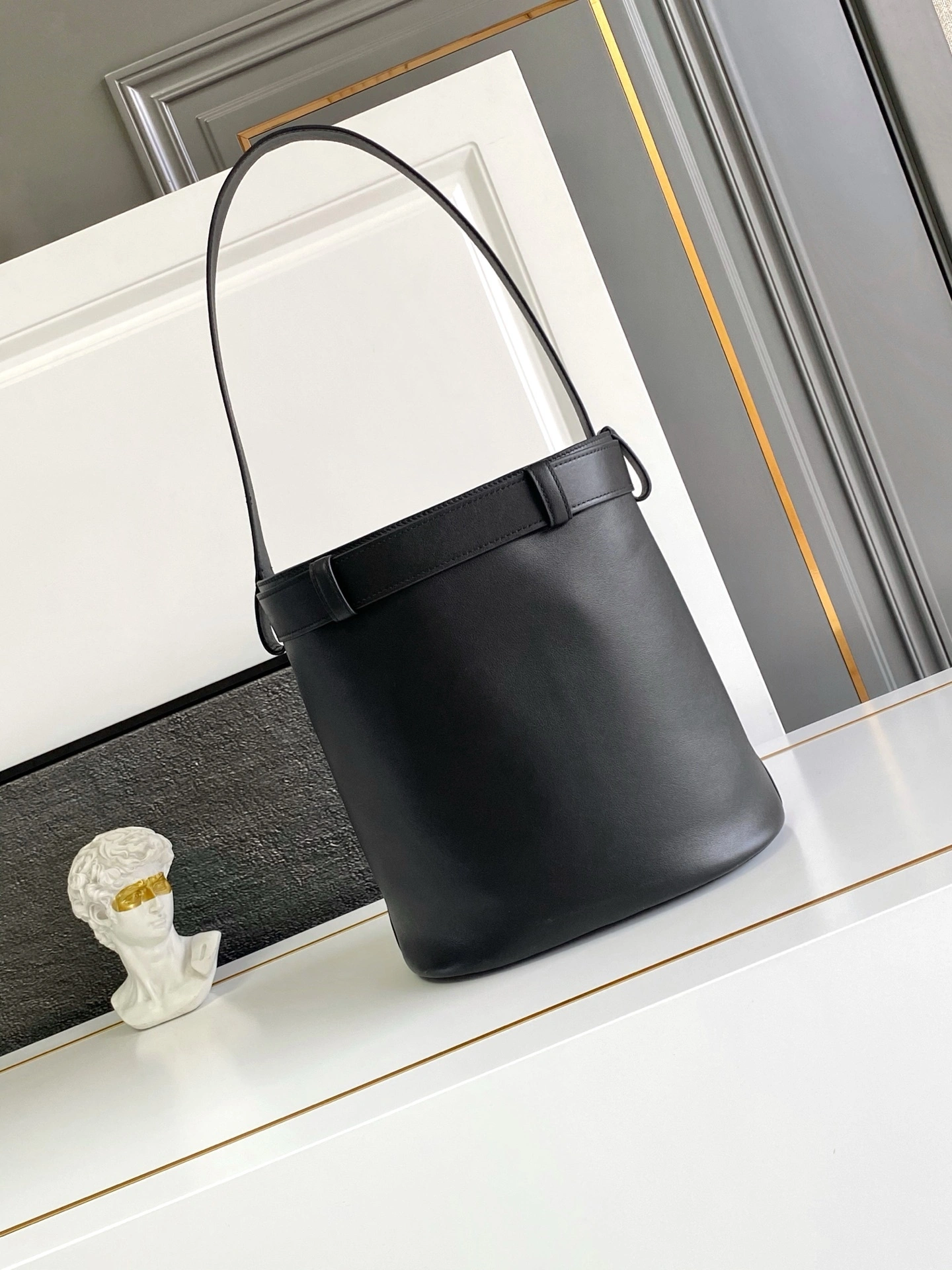 MOMO-- Pr141 1BE085_2CY9_F0002 Buckle Calfskin sheepskin item:E-B225D1549