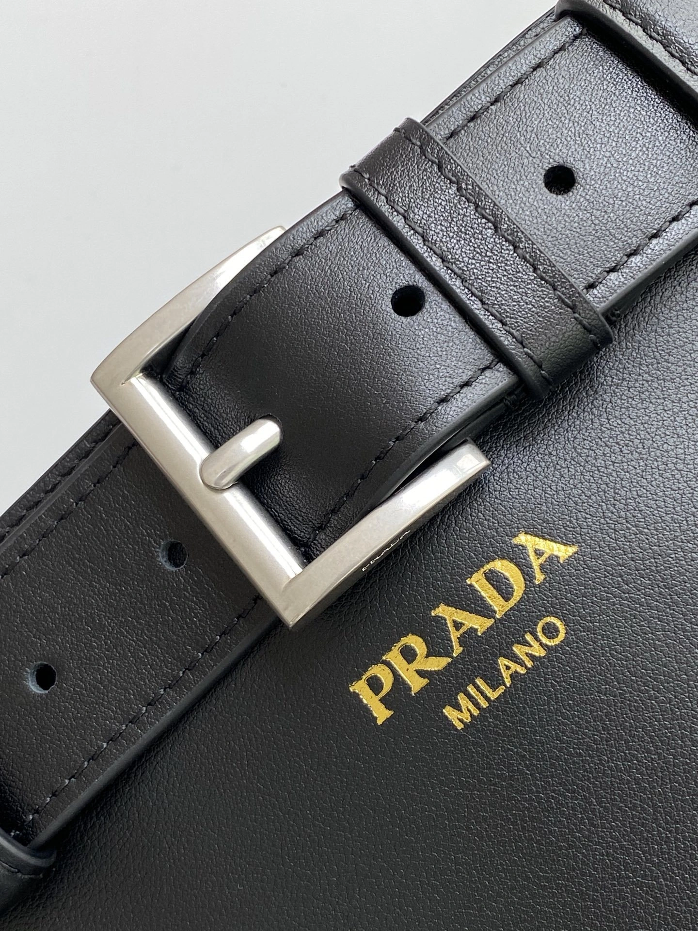 MOMO-- Pr141 1BE085_2CY9_F0002 Buckle Calfskin sheepskin item:E-B225D1549