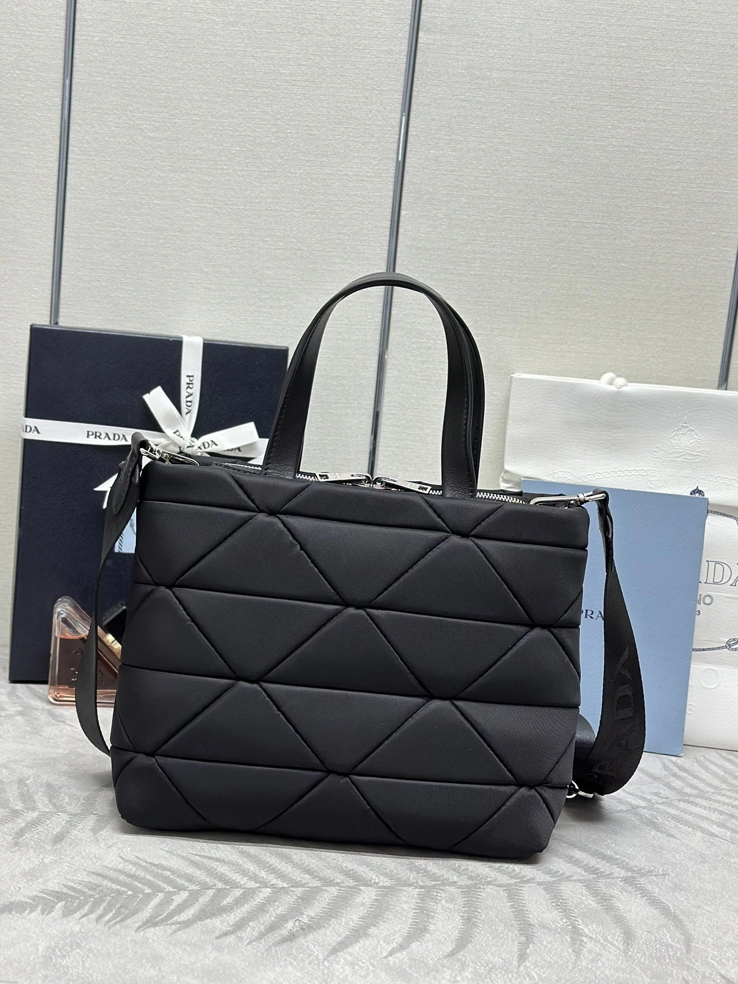 &MOMO-- Pr141 1BG373_RDJN_F0002_V_B9O System high quality version item:D-B000K2210
