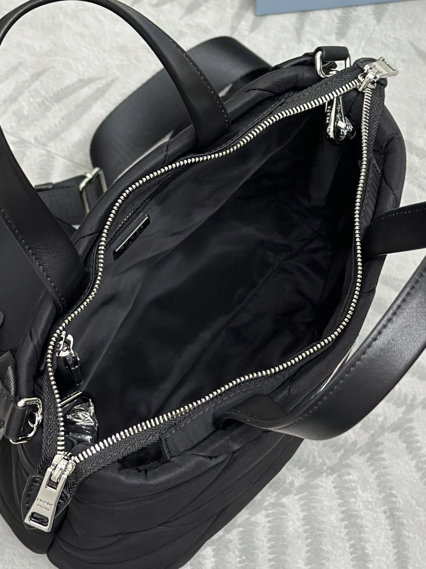 &MOMO-- Pr141 1BG373_RDJN_F0002_V_B9O System high quality version item:D-B000K2210