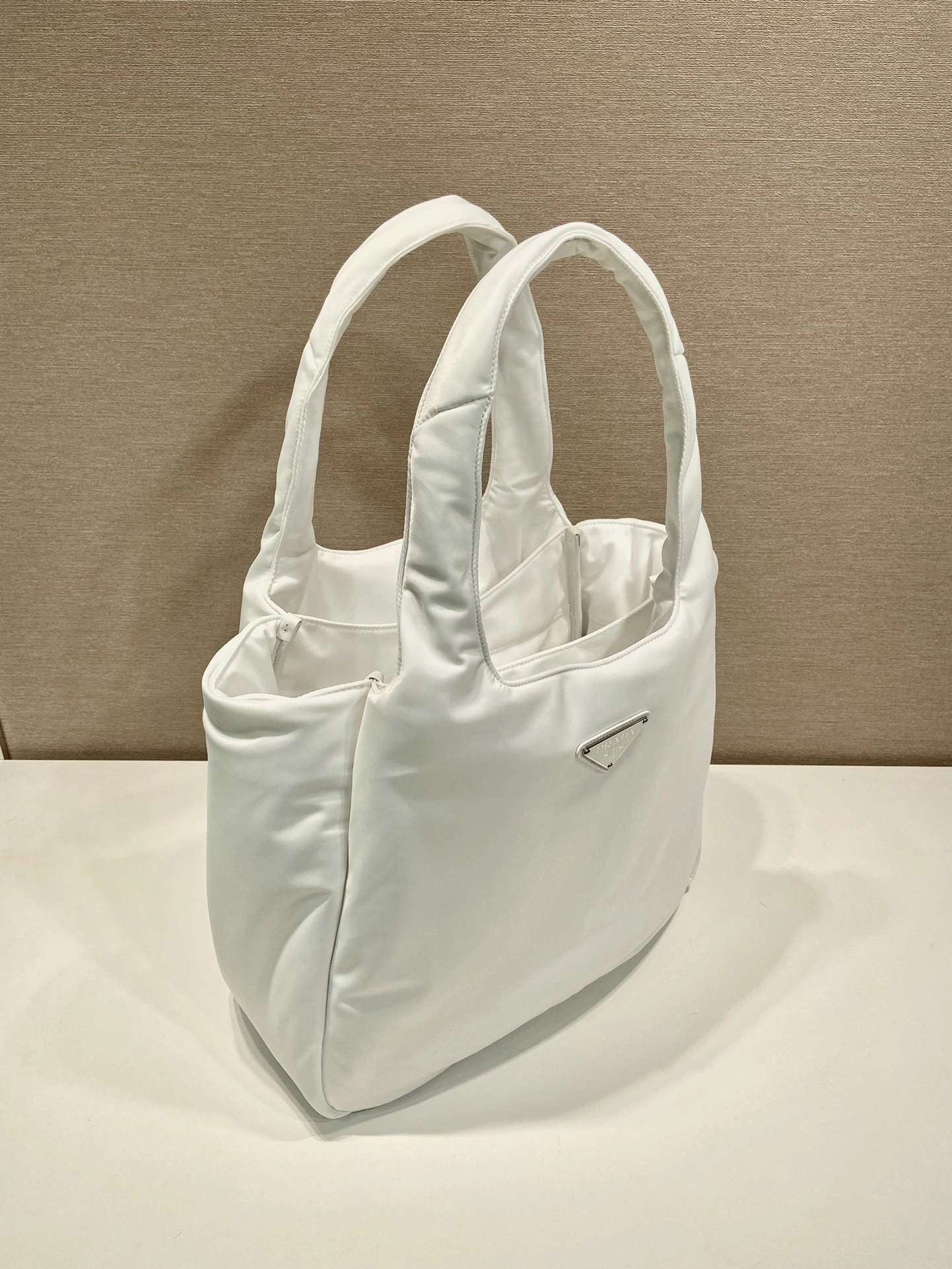 MOMO-- Pr141 1BG449_RCCJ_F0009_V_OVM high quality version item:D-B479K2201