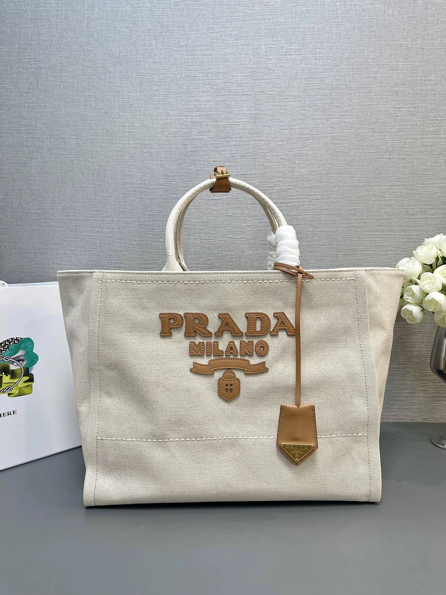 MOMO-- Pr141 1BG473_2DLI_F0018_V_OHO 1BG473-2DLI-F0018 cowhide item:D-B063G2231