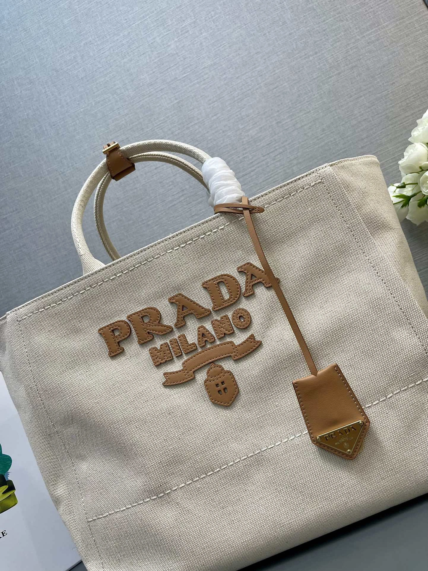 MOMO-- Pr141 1BG473_2DLI_F0018_V_OHO 1BG473-2DLI-F0018 cowhide item:D-B063G2231