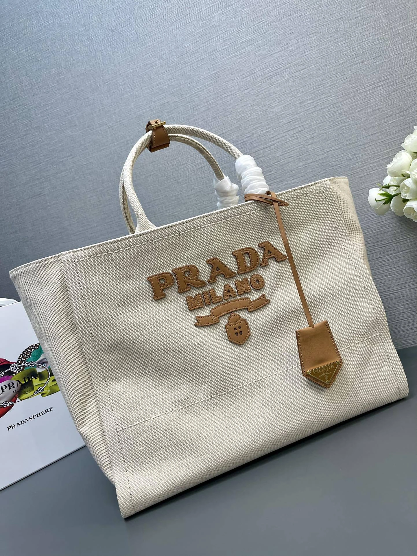 MOMO-- Pr141 1BG473_2DLI_F0018_V_OHO 1BG473-2DLI-F0018 cowhide item:D-B063G2231