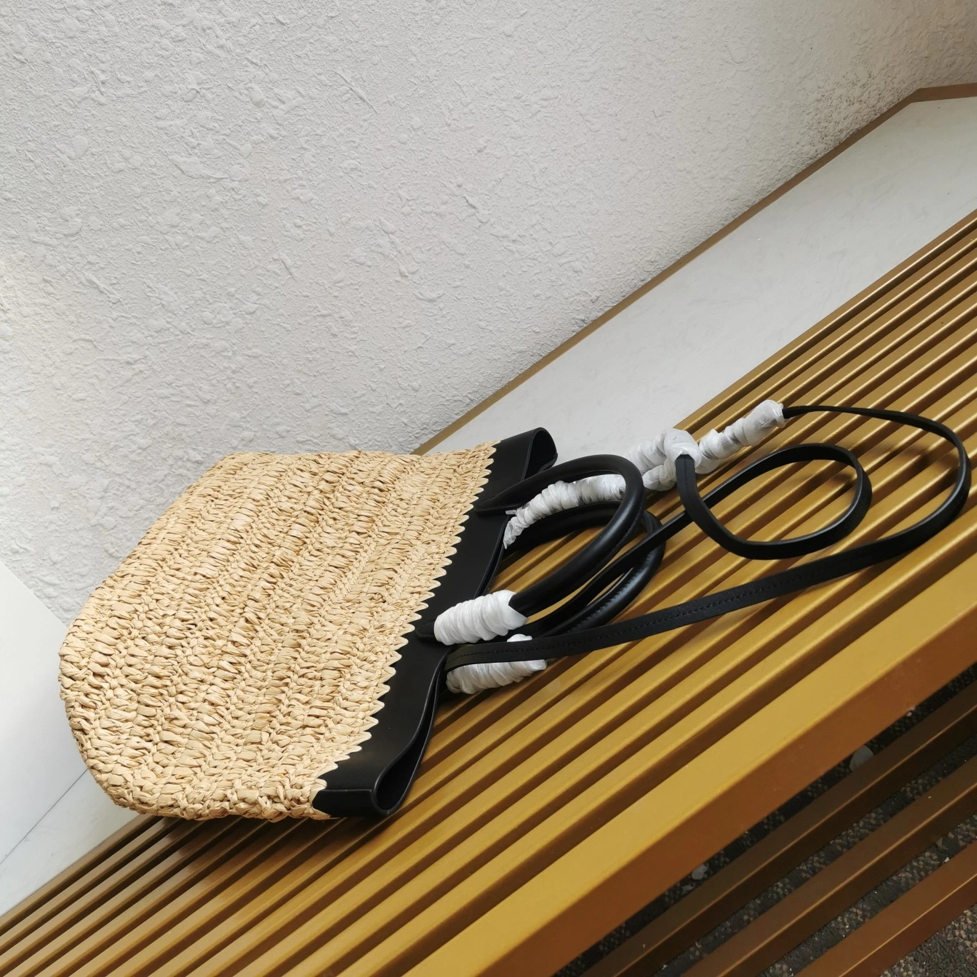 MOMO-- Pr141 1BG500_2M2Q_F0I55_V_GOO cowhide item:D-B000K1006