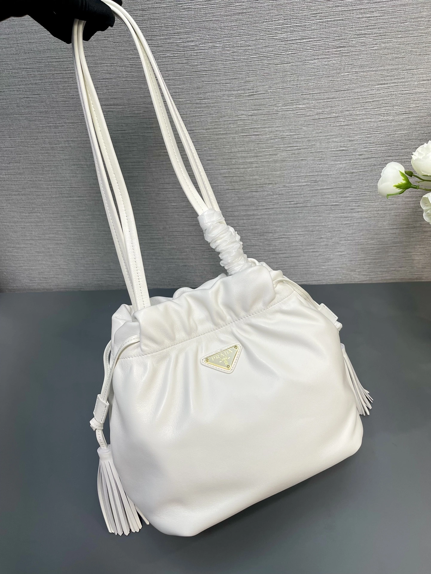 MOMO-- Pr141 1BG541_2DX8_F0009_V_OOO 1BG541_2DX8_F0009 sheepskin item:D-B063G2074